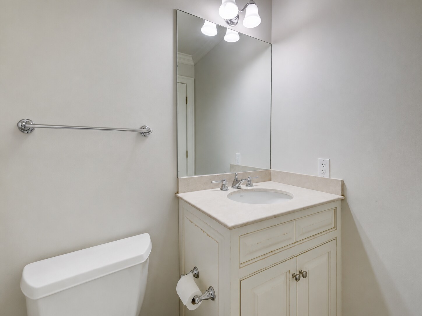 Building Photo - 715 Leister Dr