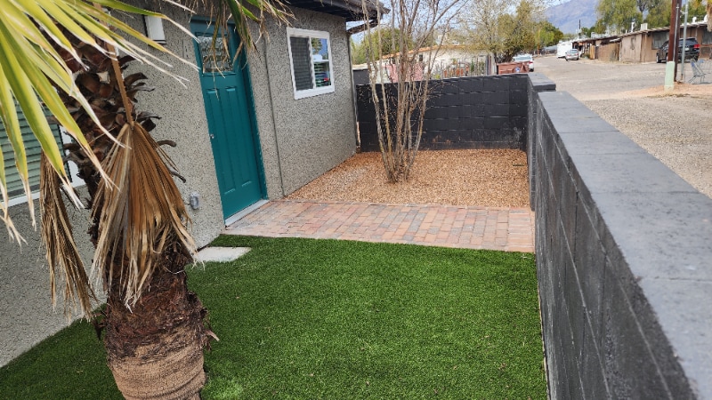 Building Photo - 3438 E Monte Vista Dr