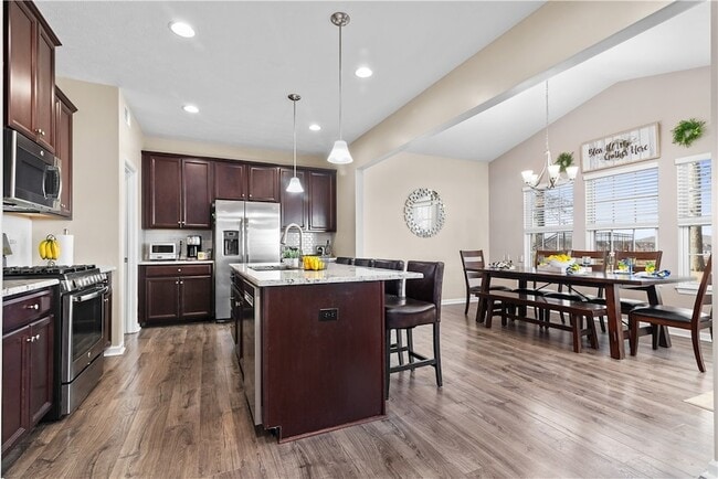 Building Photo - 114 Granite Ridge Cir