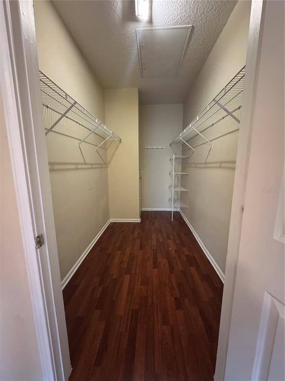 Building Photo - 14214 Fredricksburg Dr