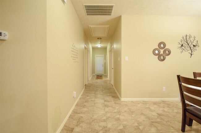 Building Photo - 14410 Heath Falls Ln