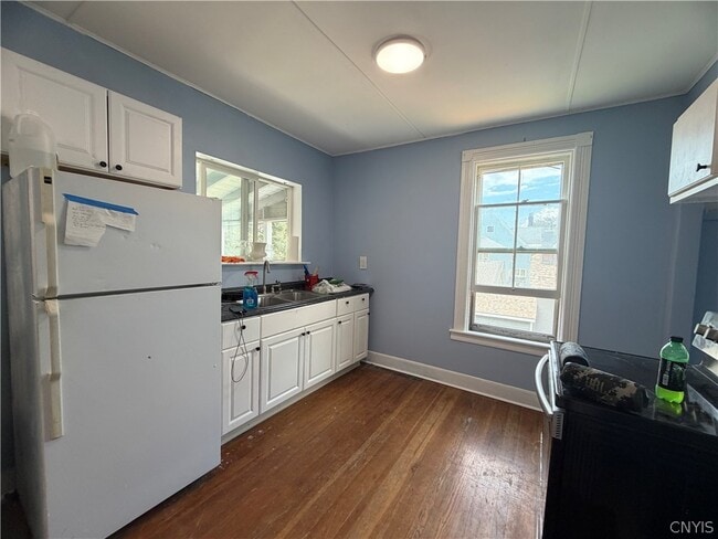 Building Photo - 551 E Gansevoort St