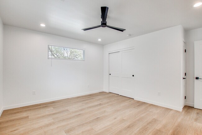 Building Photo - 6665 East Calle Alegria