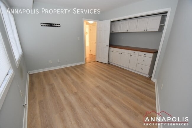 Building Photo - 2008 Quay Village Ct