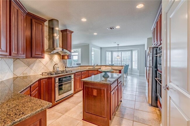 Building Photo - 112 Bee Creek Ct