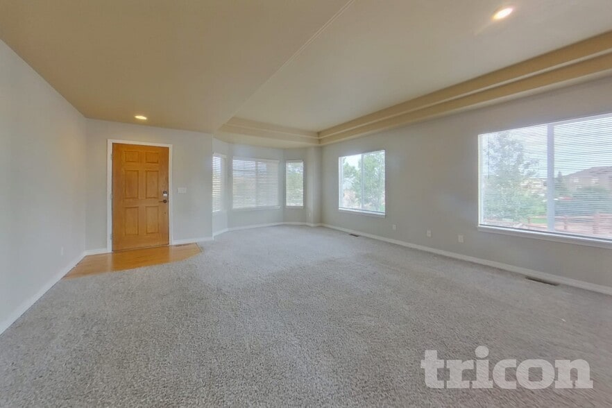 Building Photo - 10857 Greenbelt Dr