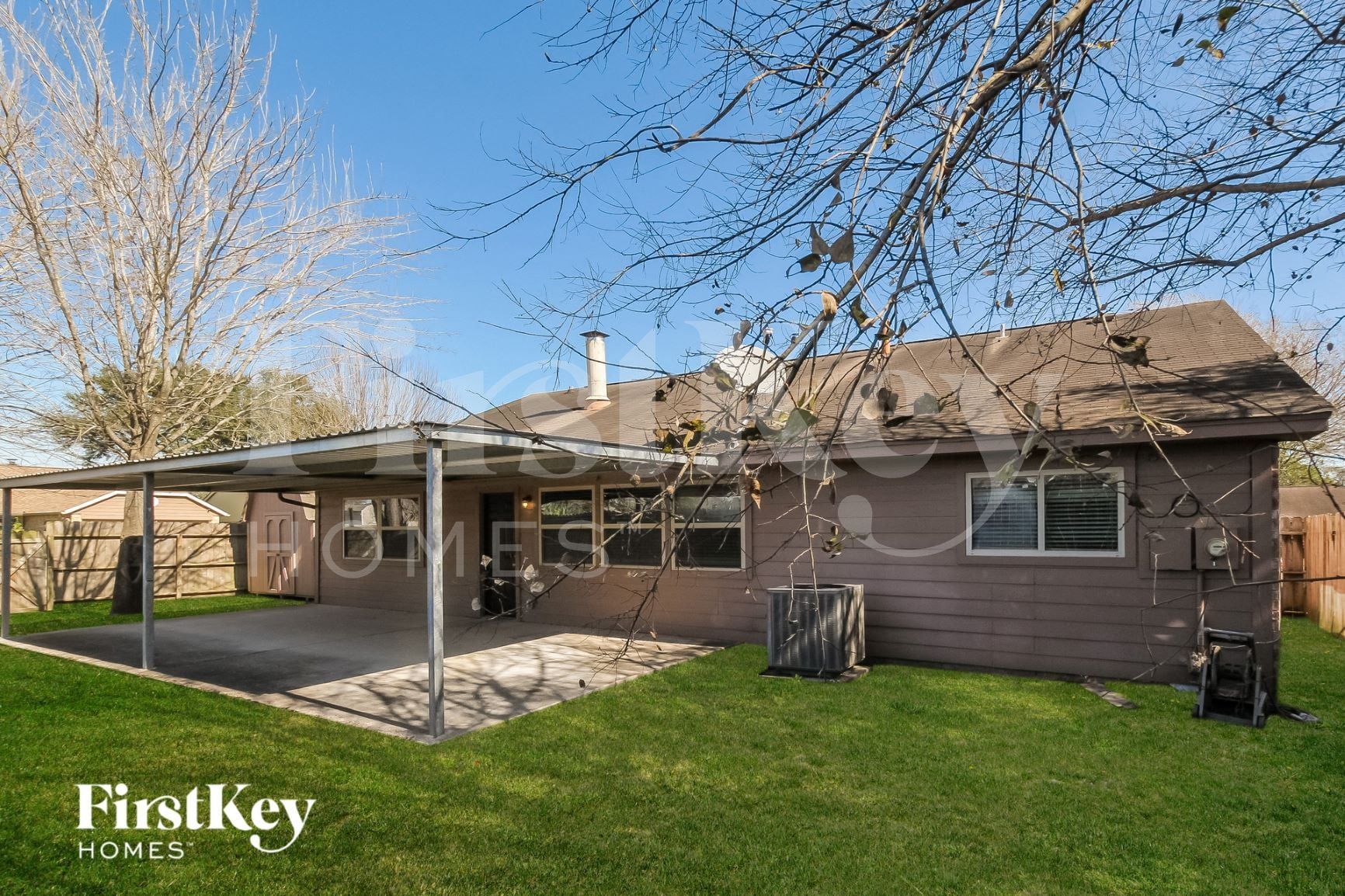 Building Photo - 3818 Rosemont Dr