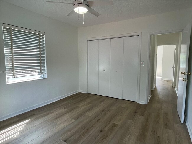 Building Photo - 2380 NW Flagler Terrace