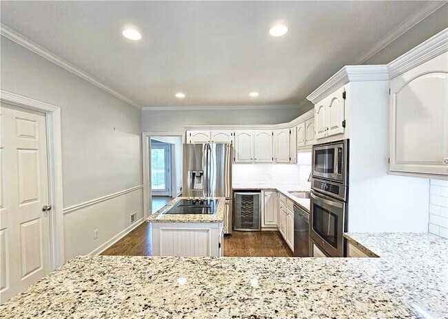 Building Photo - 5652 River Oaks Pl NW