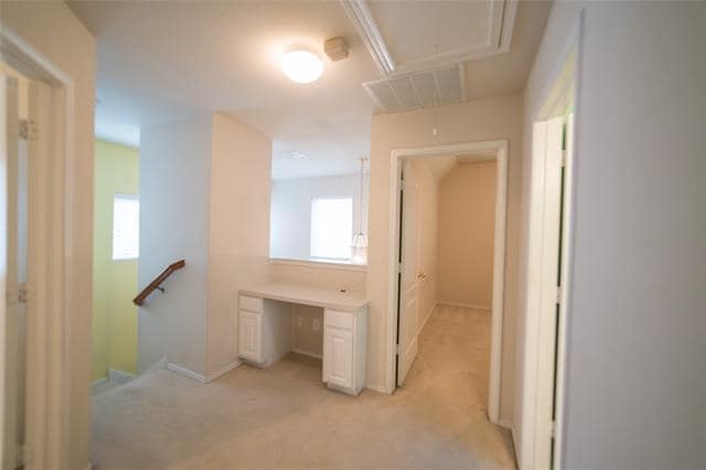 Building Photo - 571 Hawken Dr