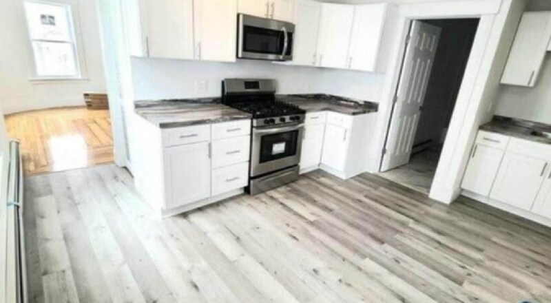 Primary Photo - 64 Elliot St