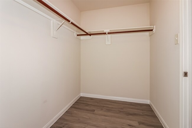 Building Photo - 5451 Latta Plantation Dr