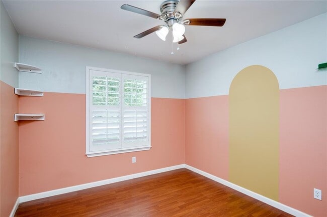 Building Photo - 18325 Maxa Dr