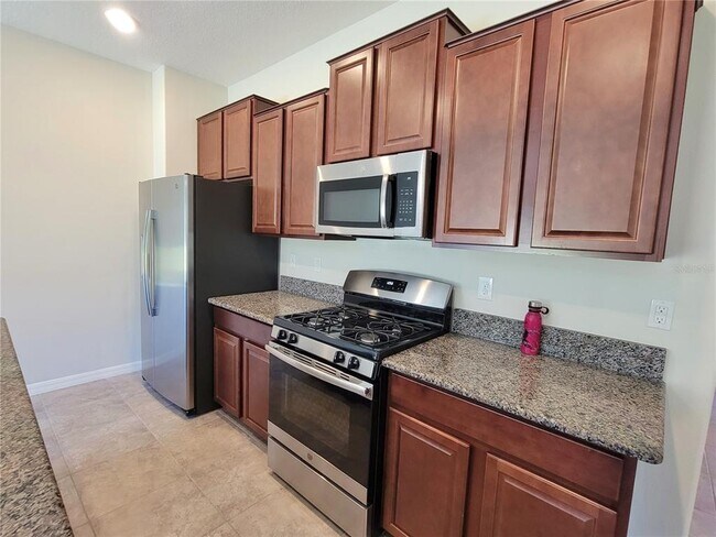 Building Photo - 16922 Red Brick Ln