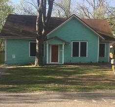 Building Photo - 811 Bishop St