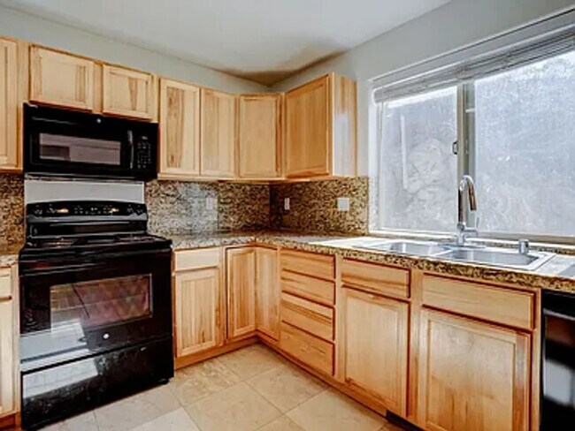 Building Photo - Spacious Virginia City Rental with Dual Primary Suites