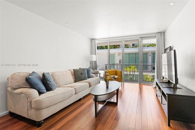 Building Photo - 1601 West Ave