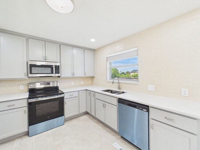 Building Photo - Completely Remodeled Home on Lawton's West Side