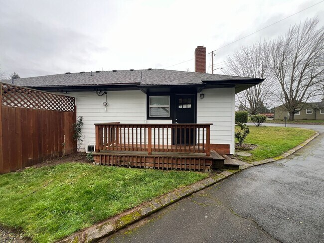 Building Photo - r3008unanderavev