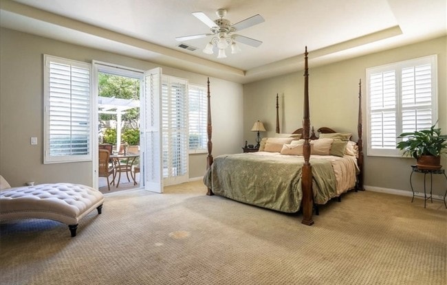 Primary Photo - 28263 Infinity Cir