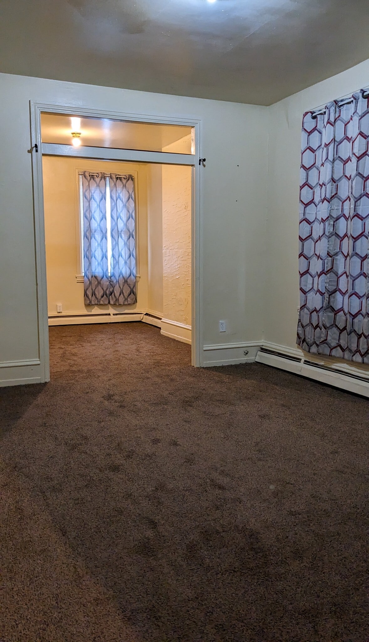 Building Photo - 730 Kohn St