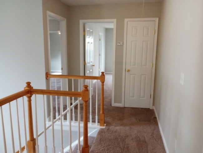 Building Photo - 108 Lacombe Ct