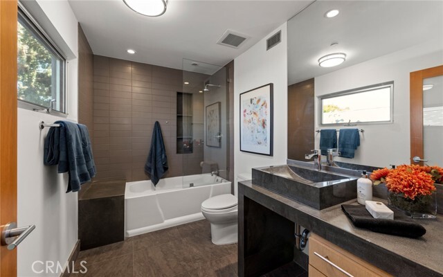 Building Photo - 117 Park Pl