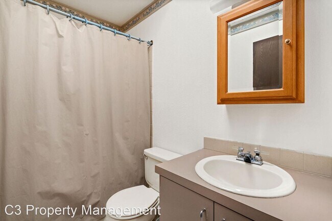 Building Photo - 4 br, 2 bath House - 2800 Sagebrush Drive