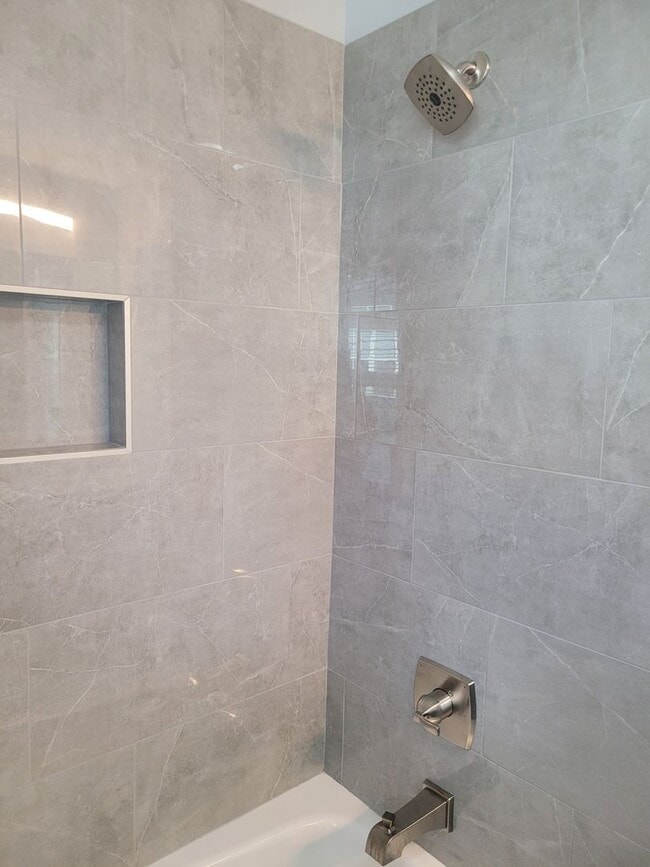 Building Photo - 506 Watauga Ave