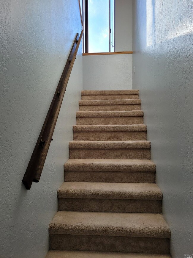 Building Photo - 848 Acalanes Rd