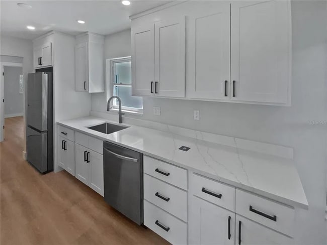 Building Photo - 7813 N 53rd St