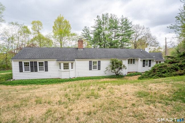 Building Photo - 30 Hillsboro Dr