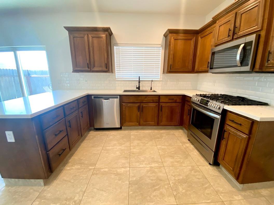 Building Photo - 1329 Hermosa Dr