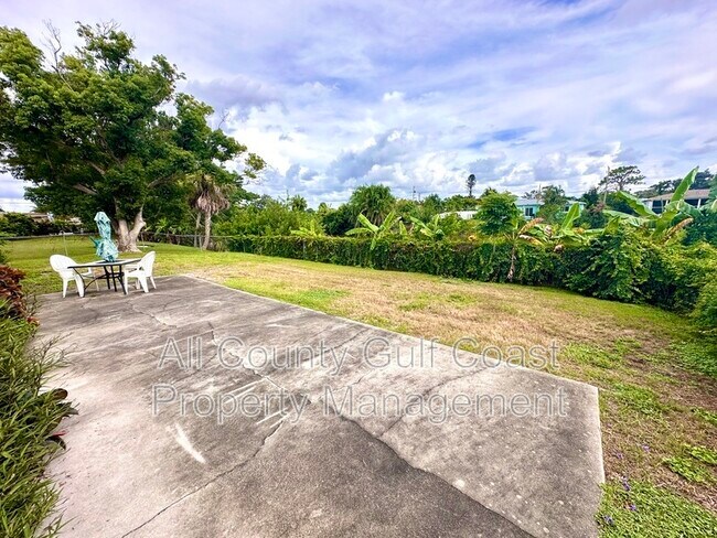 Building Photo - 2332 Bal Harbour Dr