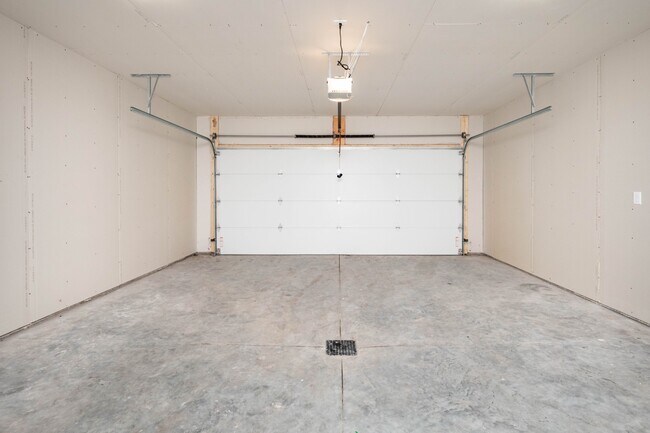 Building Photo - 6718 68th St S