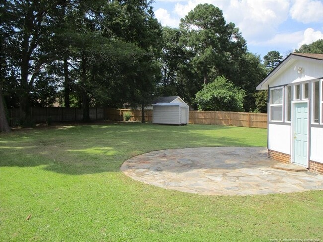 Building Photo - 2120 Lothbury Dr