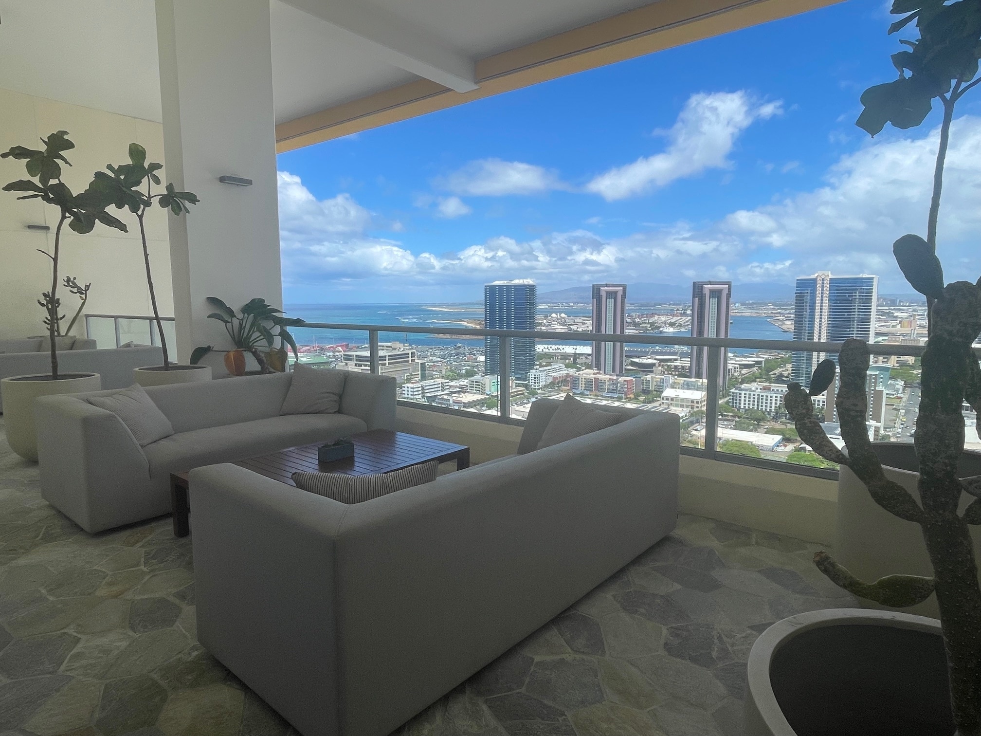 1 of 4 sky lounges right outside your front door! - 988 Halekauwila St