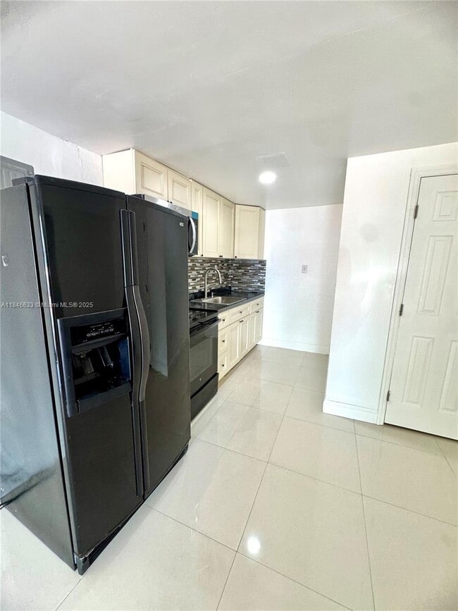 Primary Photo - 11600 SW 181st Terrace