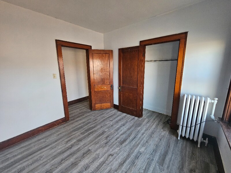 Building Photo - 1560 7th Ave