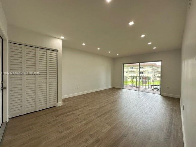 Building Photo - 7610 SW 82nd St