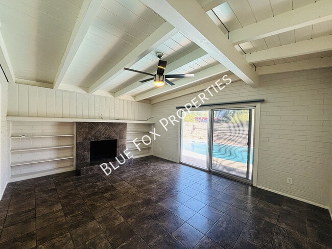 Building Photo - 4355 E Glenn St