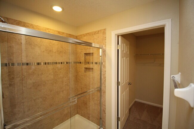 Building Photo - 2208 Attilburgh Blvd