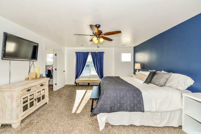 Building Photo - 15030 Gallant Dr