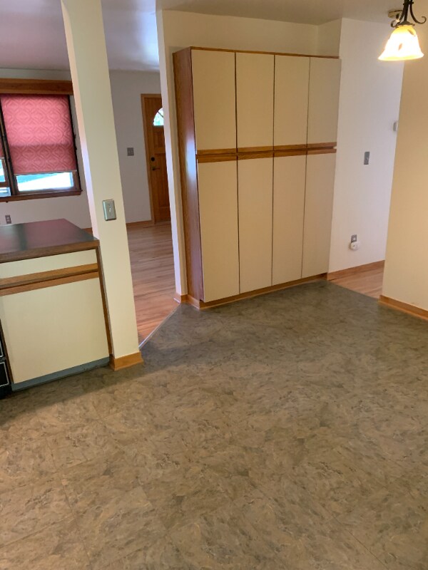 Building Photo - 445 Grape Ave