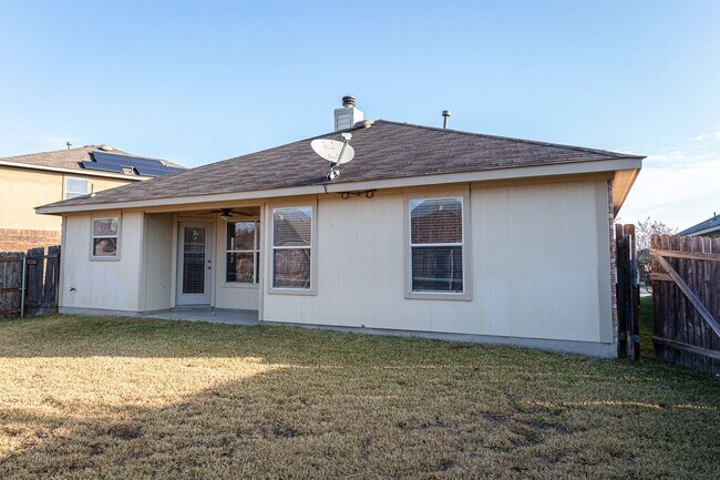 Building Photo - 4505 Hees Ct