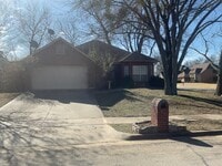 Building Photo - 3013 W Toledo Cir