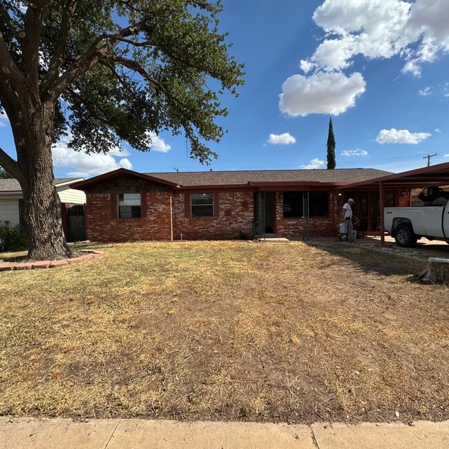 Building Photo - 4705 Ric Dr