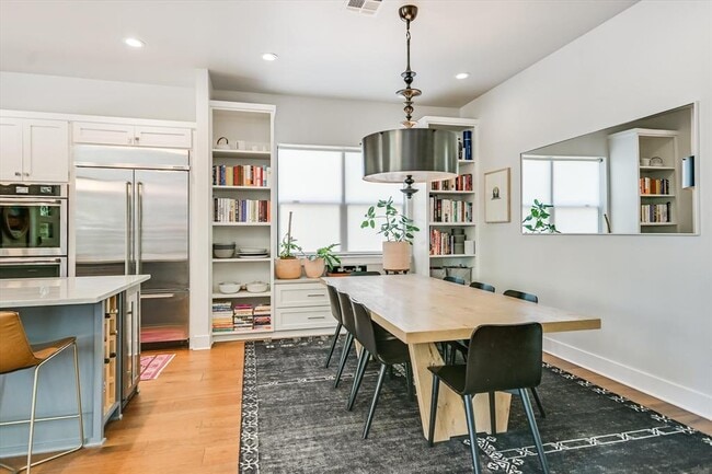 Building Photo - 2011 Arpdale St