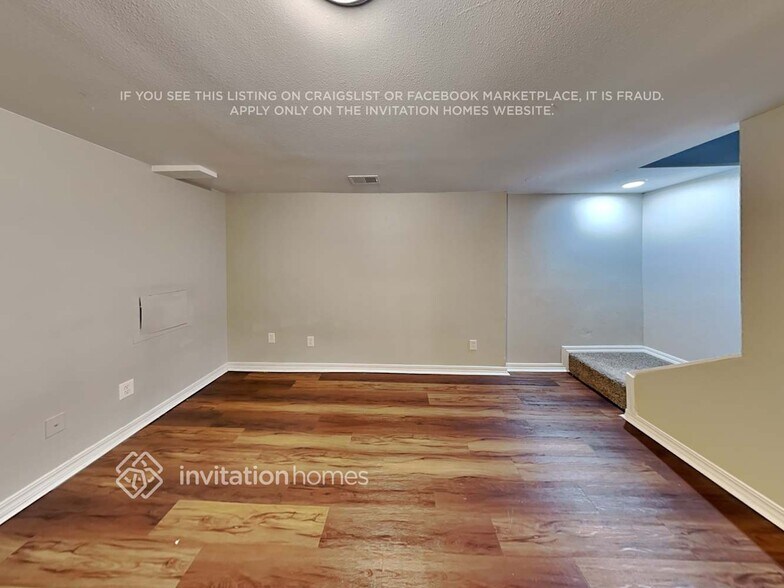 Building Photo - 4016 S Fundy Way