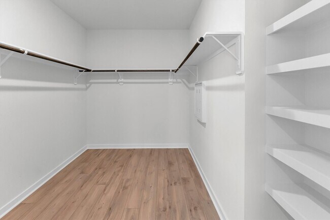 Building Photo - 16035 Bishops Cap Way